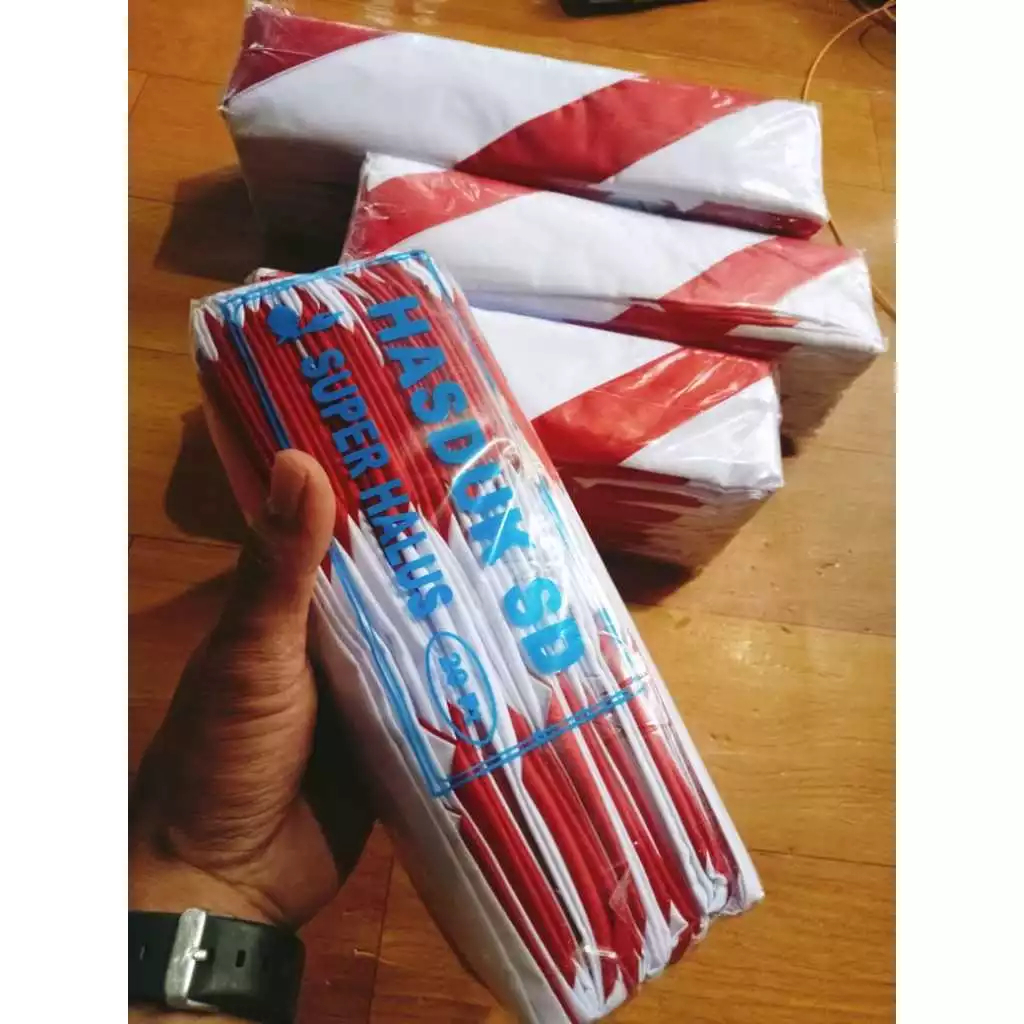 Jual Hasduk Pramuka Merah Putih SD/SMP/SMA Satuan ecer | Shopee Indonesia