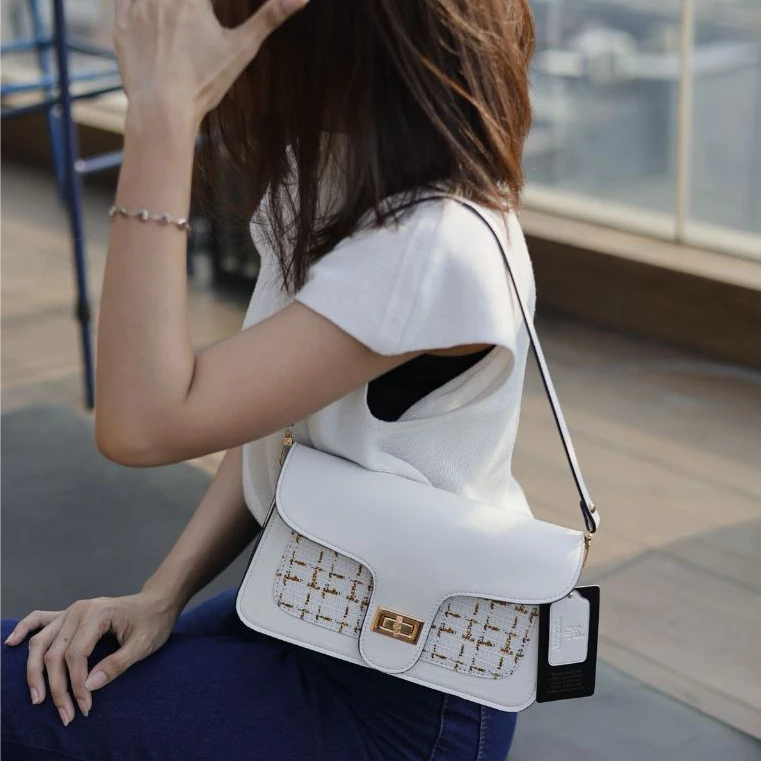 Tabby Tweed Shoulder Bag