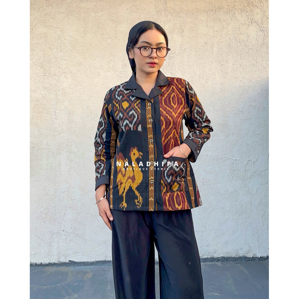 Blouse Tenun NALADHIPA (SORA Blouse) Blouse Tenun Atasan Wanita Buat Ngantor Motif Sumba