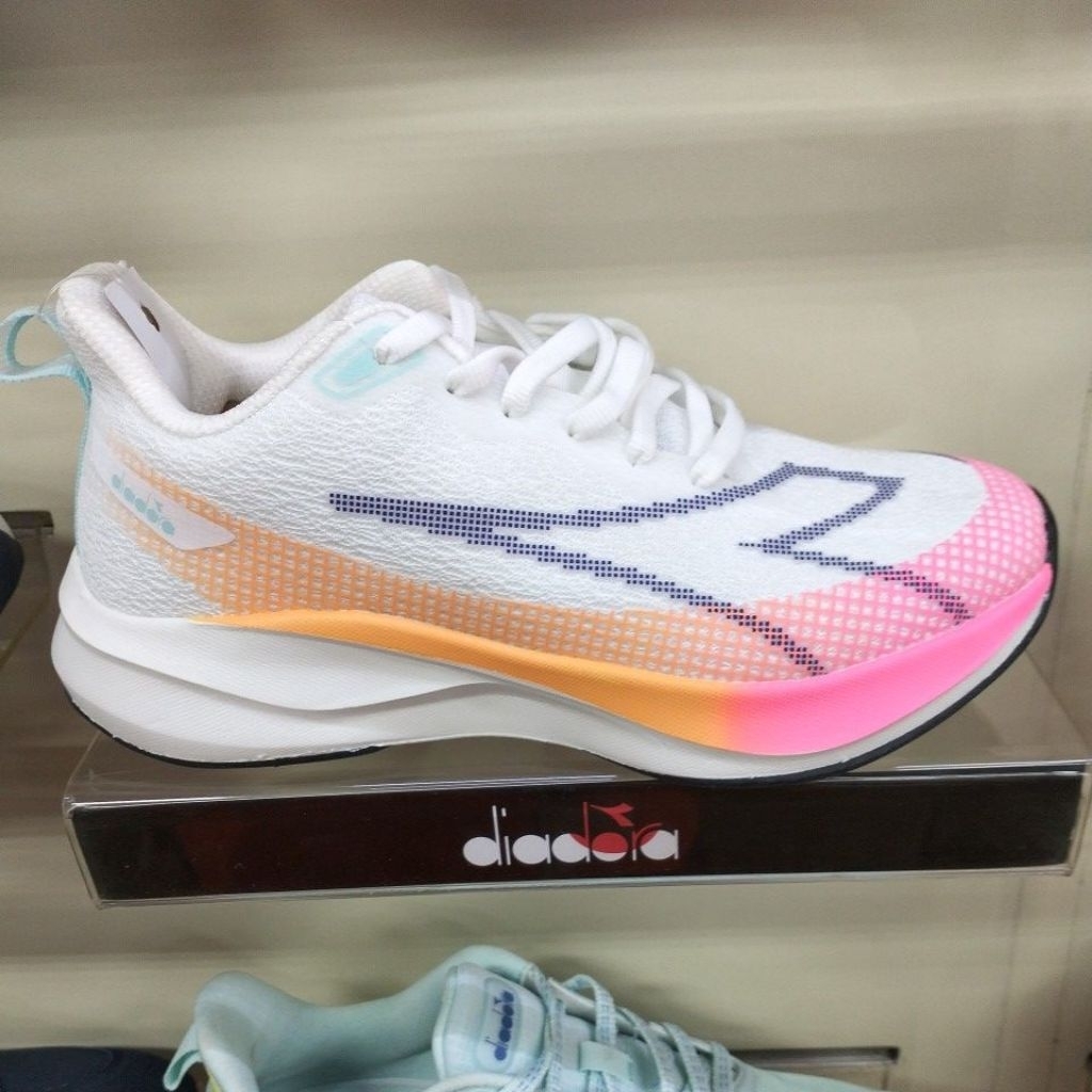 Jual DIADORA PURLO RUNNING SPORTS WOMEN | Shopee Indonesia
