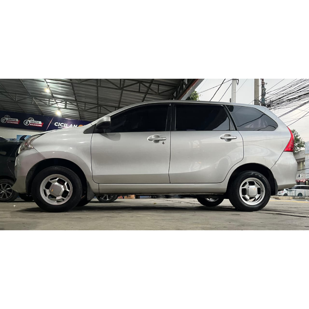 Jual Pelek Velg Mobil Avanza HSR Zandy R14 Lebar 6 rata body | Shopee ...