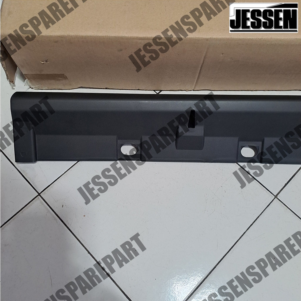 Jual Moulding Samping Footstep Avanza All New 75851-BZ480 KANAN ...