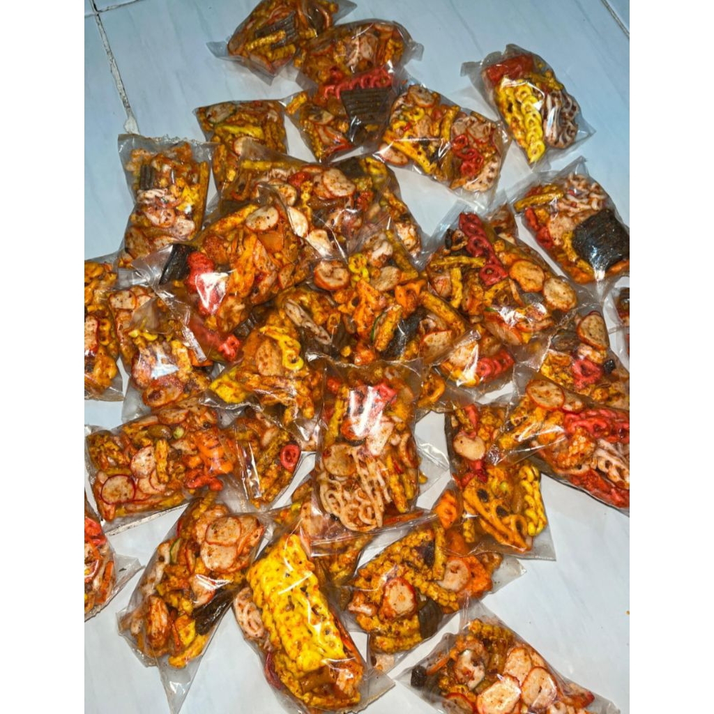 Jual KERUPUK SEBLAK MIX RASA DAUN JERUK 1KG (isi 34pcs) | Shopee Indonesia