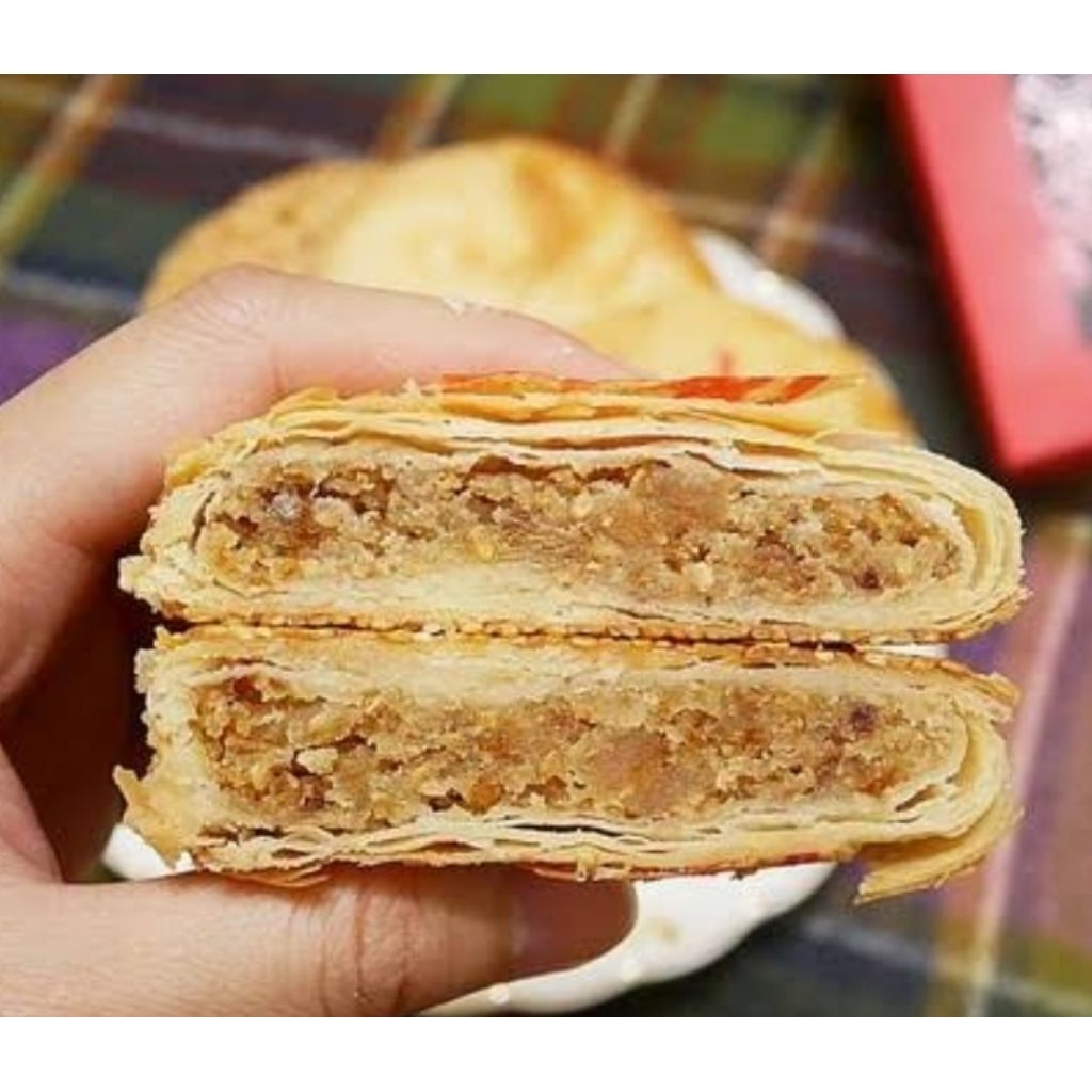 Jual flaky mooncake 6pcs.kue bulan halal | Shopee Indonesia