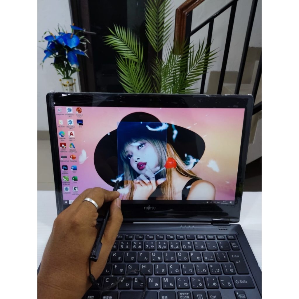 Jual Laptop Premium Fujitsu Lifebook P727/R TOUCHSCREEN + PEN | Shopee ...