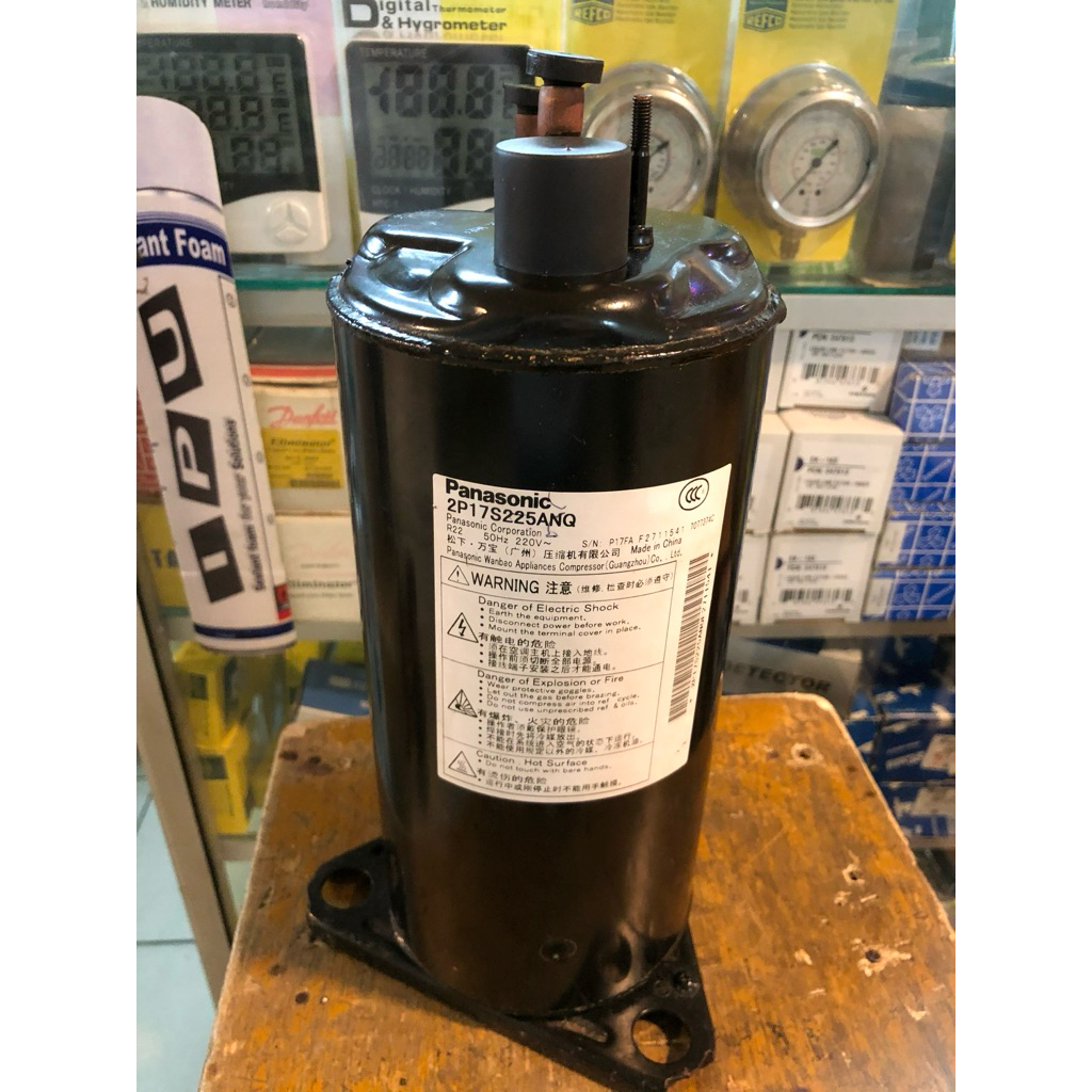 Jual Compressor ac panasonic 1pk r22 / kompresor panasonic 2p17s225anq ...