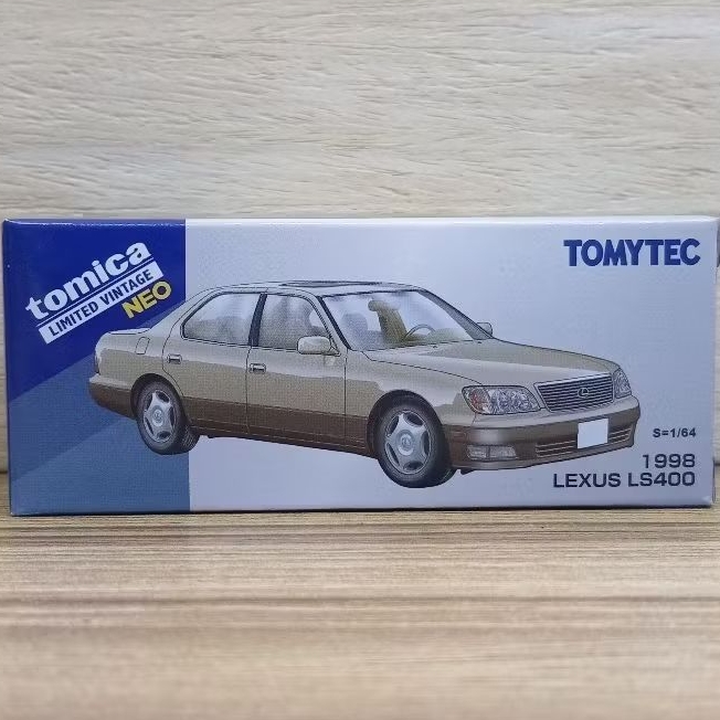 Jual TOMICA LIMITED VINTAGE NEO LV-N 1998 LEXUS LS400 (GOLD/BEIGE