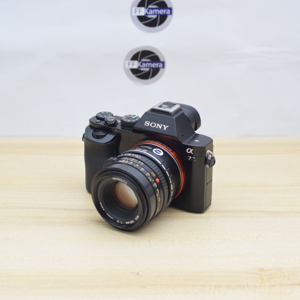 Jual KAMERA MIRRORLESS SONY A7 CLASSIC PLUS LENSA MANUAL 50MM KAMERA