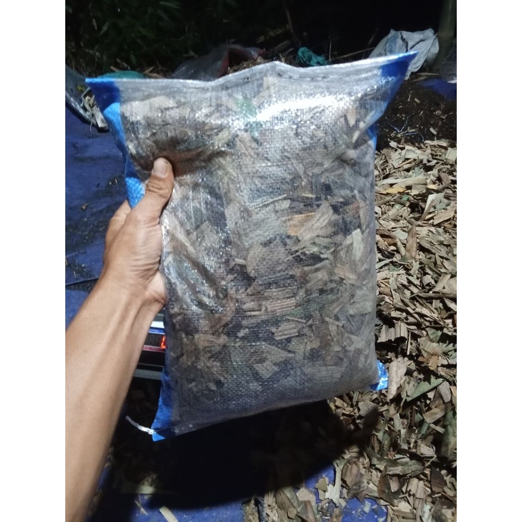Jual Humus daun bambu sudah permentasi kemasan karung 5kg | Shopee ...