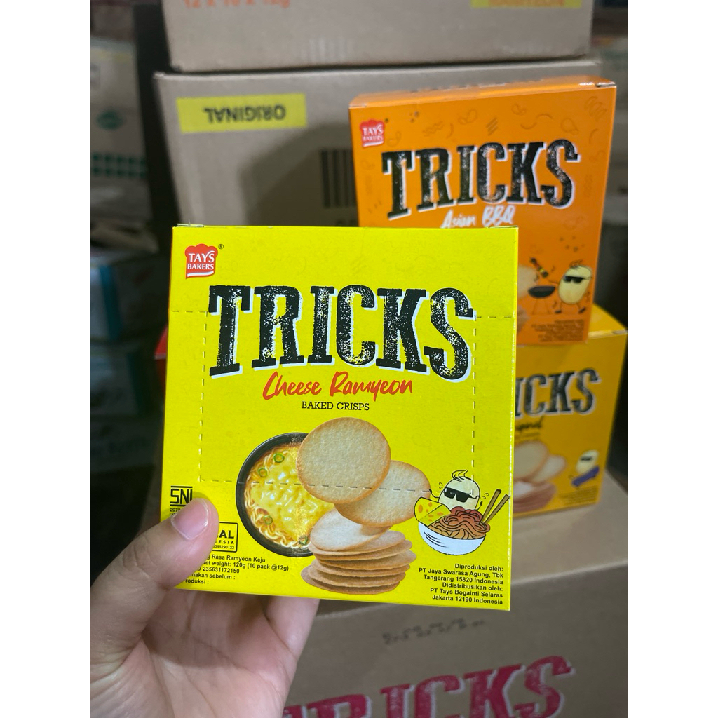 Jual Tricks Biskuit kentang Baked crisps original/kimchi/keju/bbq 1box ...