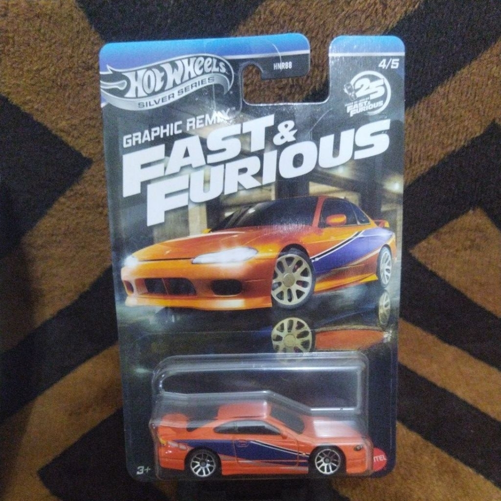 Hot Wheels Fast and Furious Graphic Remix Auto Nissan Silvia S15 - model Die Cast schaal 1:64 - lengte 7 cm - JBY48