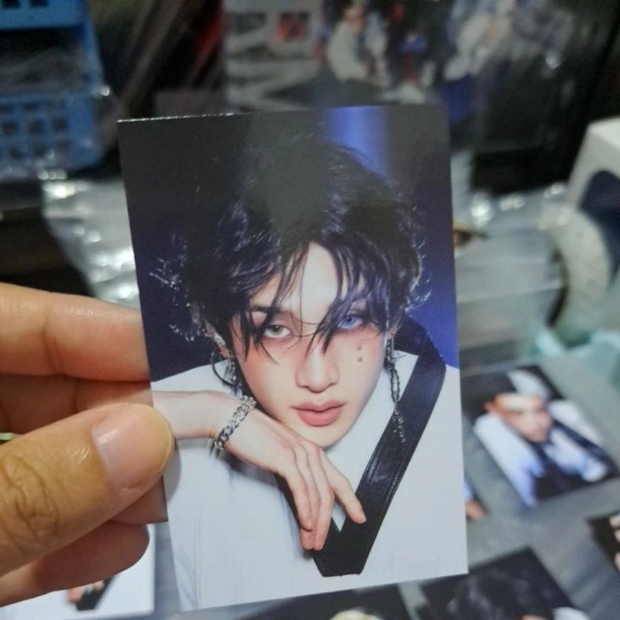 Photocard Resmi STRAY KIDS dari Album KARMA - Ready Stock
