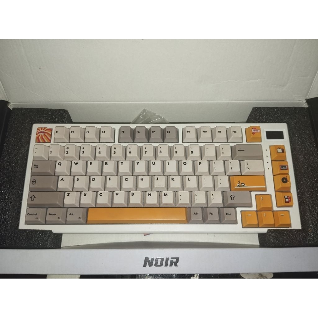 Jual Noir Timeless82 75% Wireless OLED Mechanical Keyboard Gasket Mount ...