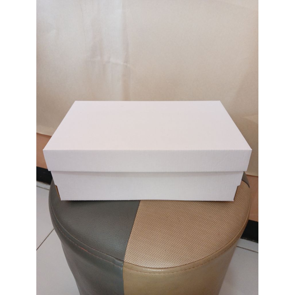 Jual Box_sepatu_Polos_Putih_glossy_premium | Shopee Indonesia