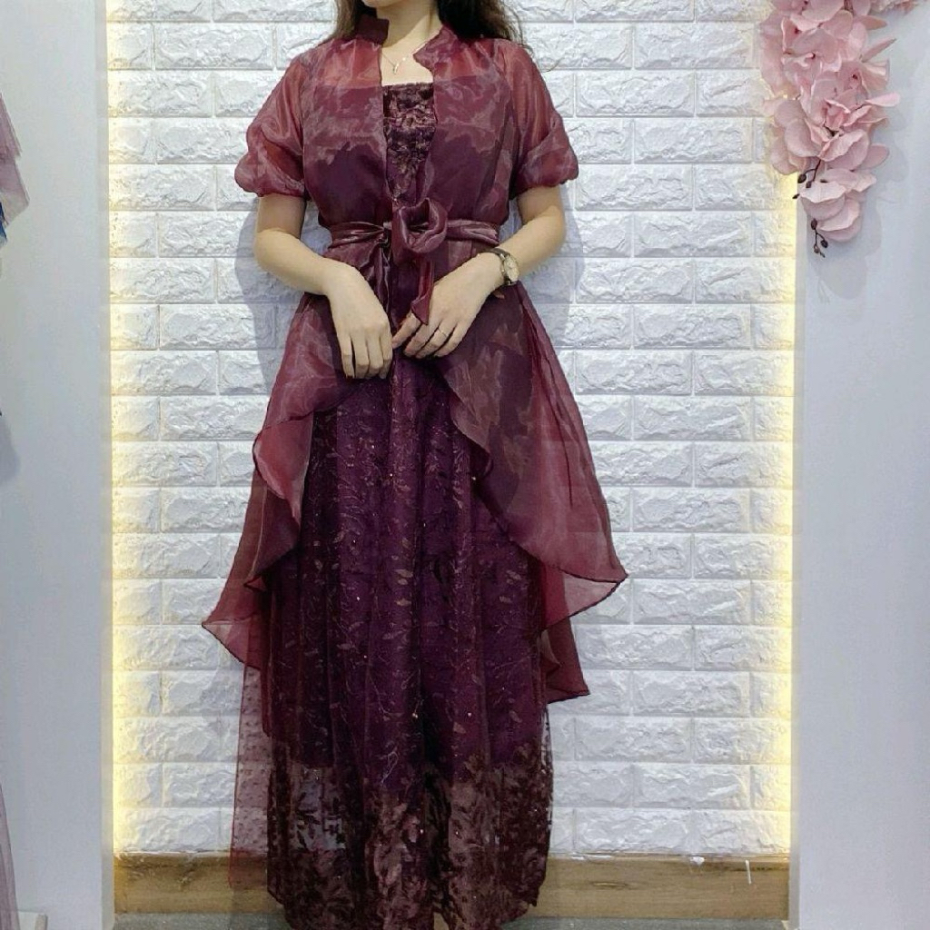 open lace back dress Amazon.com: BeryLove Homecoming Dress for Teens Long Sleeve Sequin Dress  Square Neck Midi Cocktail Party Formal Dress Glitter Bridesmaid Dresses  S006 Blush XS : Clothing, Shoes & Jewelry