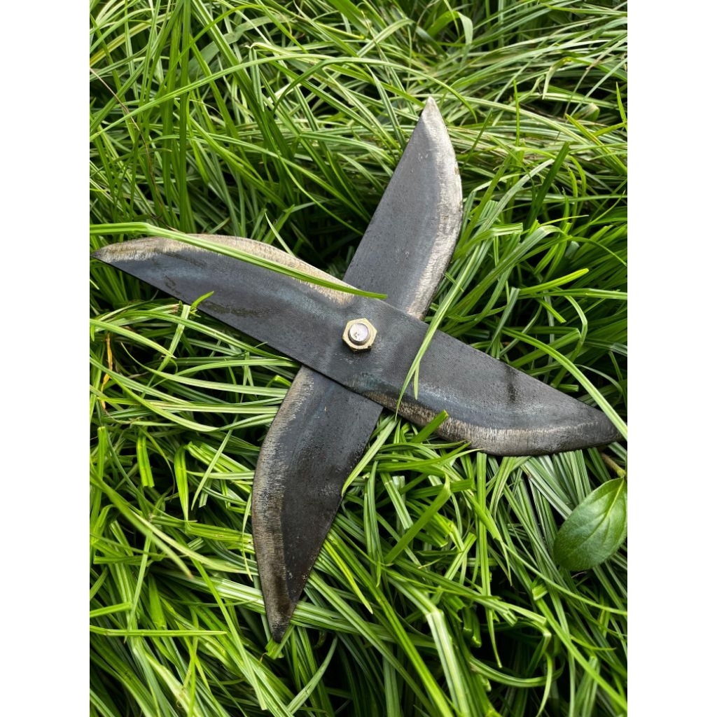 Jual 2 Pisau Pencacah Rumput Serbaguna Panjang 25 CM Plus As Sambung ...