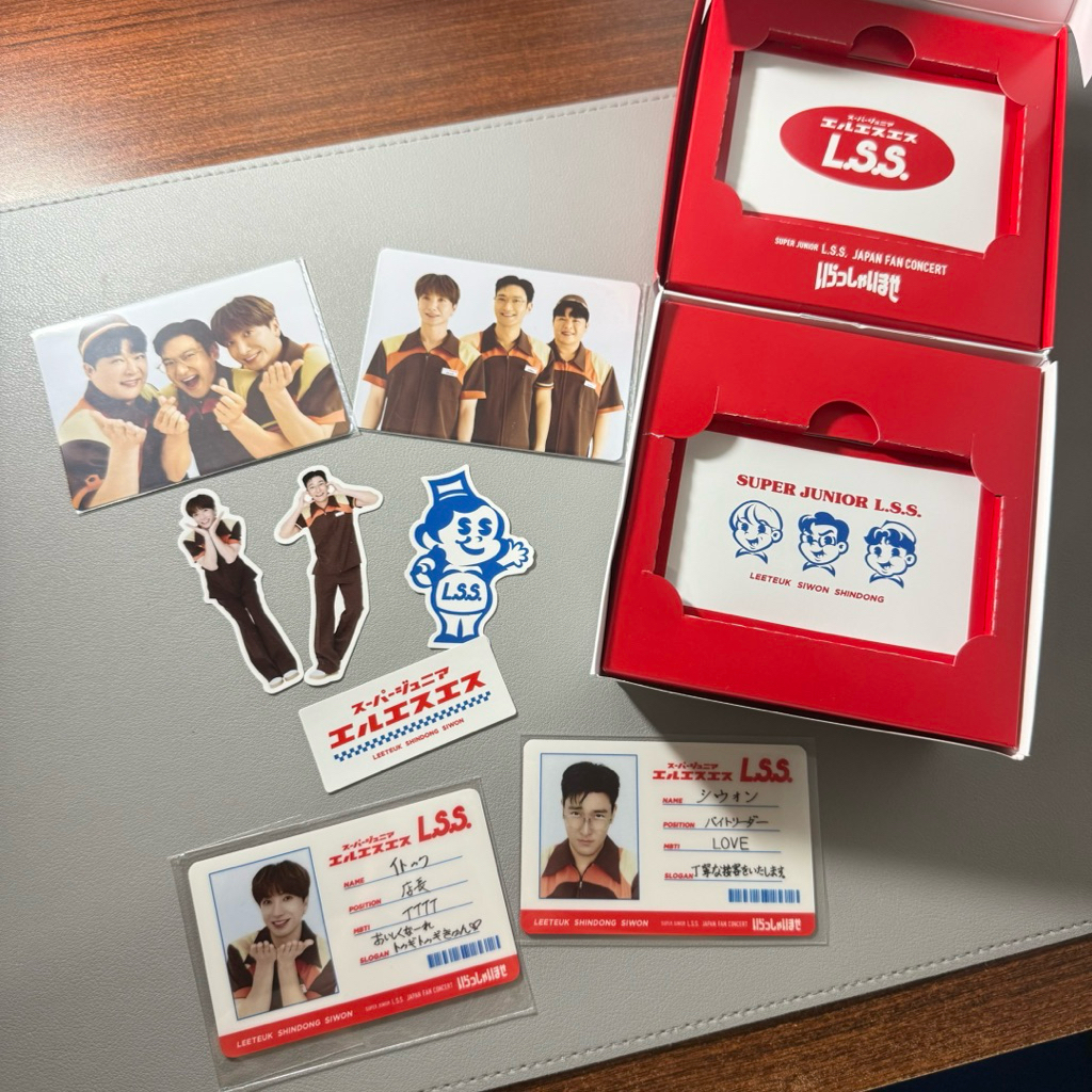 Jual [OFFICIAL] RARE Super Junior LSS Leeteuk Siwon (minus Shindong set ...