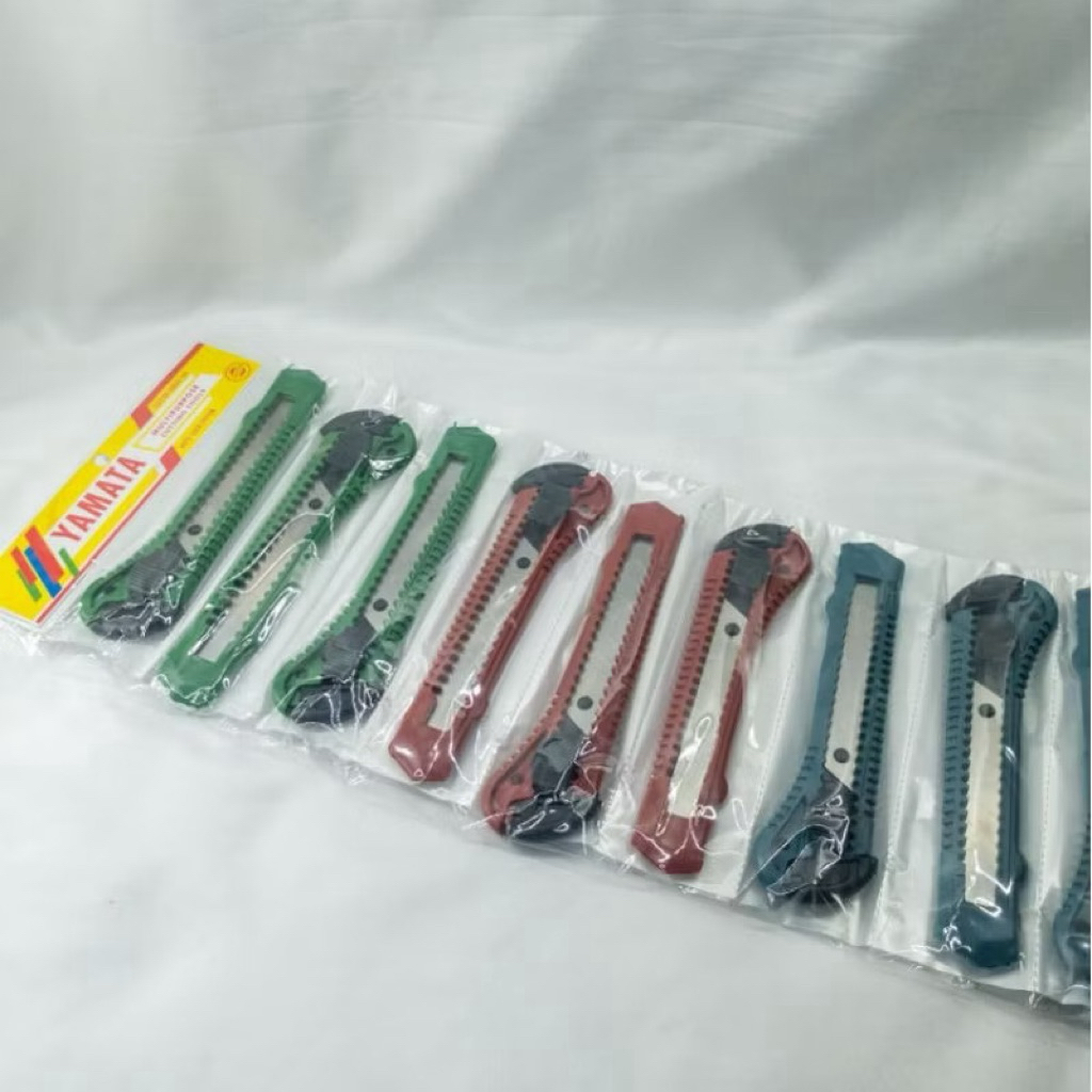 Jual cutter 1 renceng isi 12 pcs/pisau tajam/cutter warna warni ...