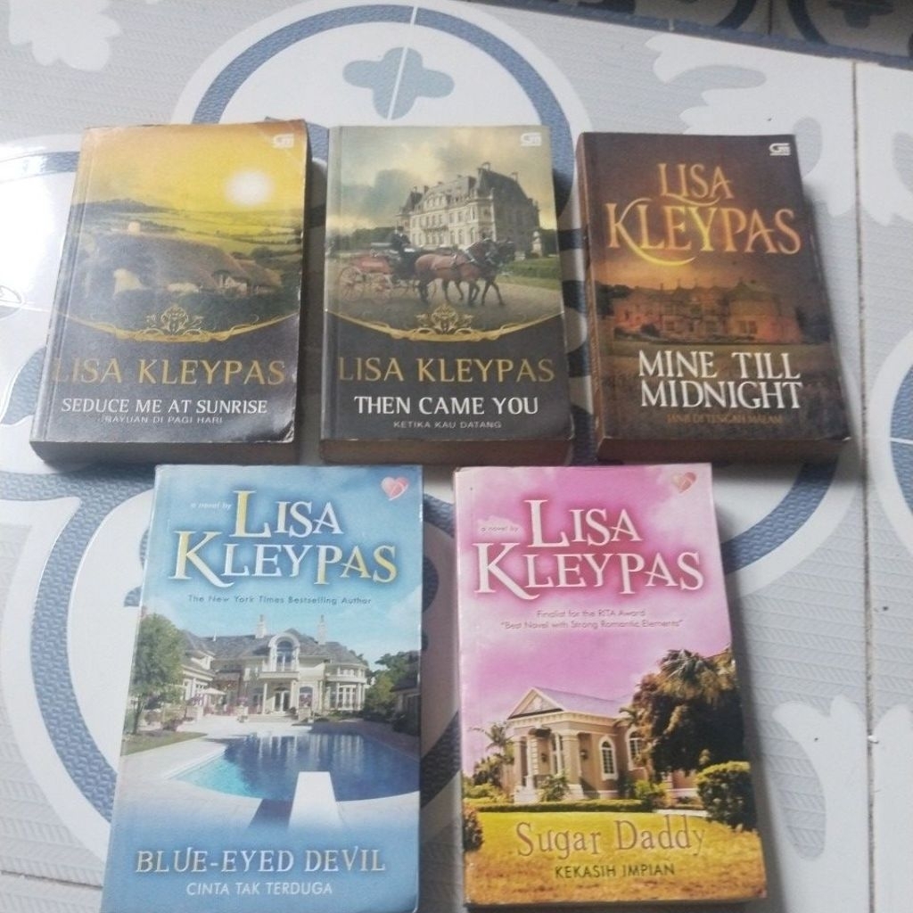 Jual NOVEL LISA KLEYPAS SEDUCE ME AT SUNRISE / RAYUAN