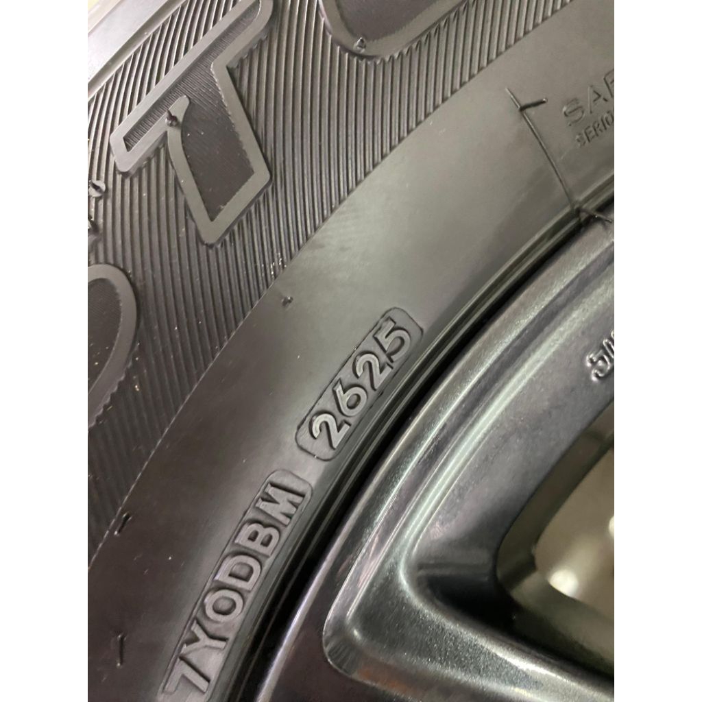Jual VELG MOBIL BEKAS COPOTAN STD TOYOTA HILUX R17X7 H6X149 ET30 + BAN ...
