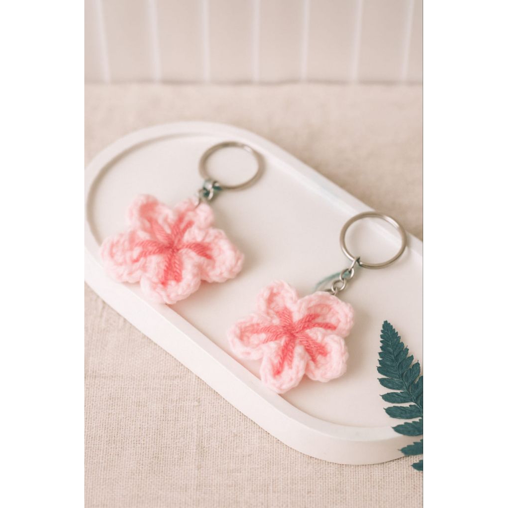 Jual Souvenir Gantungan kunci bunga sakura / keychain bunga sakura x ...