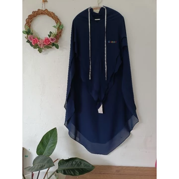 Qinan Bergo Sarkis Hijab