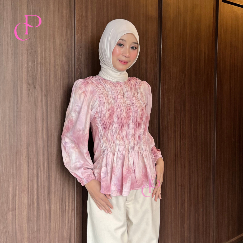 Seline Smocked Blouse - Blouse Kerut Wanita Clasic Putri foto 6