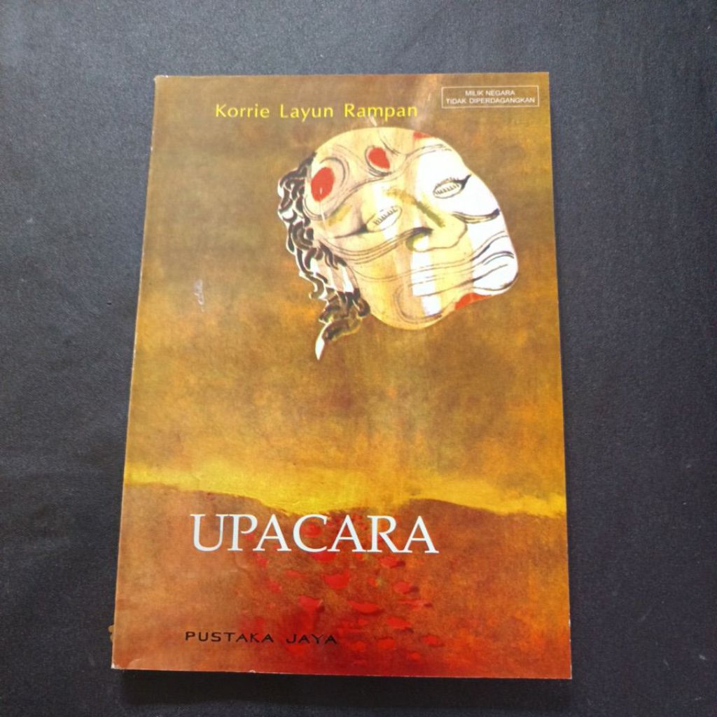 Jual upacara by korrie layun rampan ORIGINAL | Shopee Indonesia