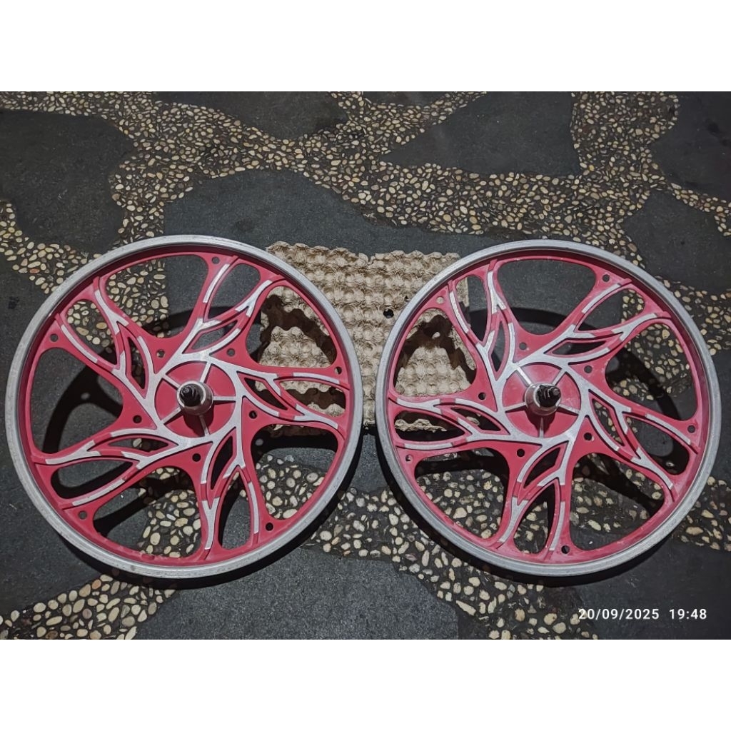 Jual Velk racing Aloy PNP sepeda BMX,lipat,universal ukuran 20 | Shopee ...