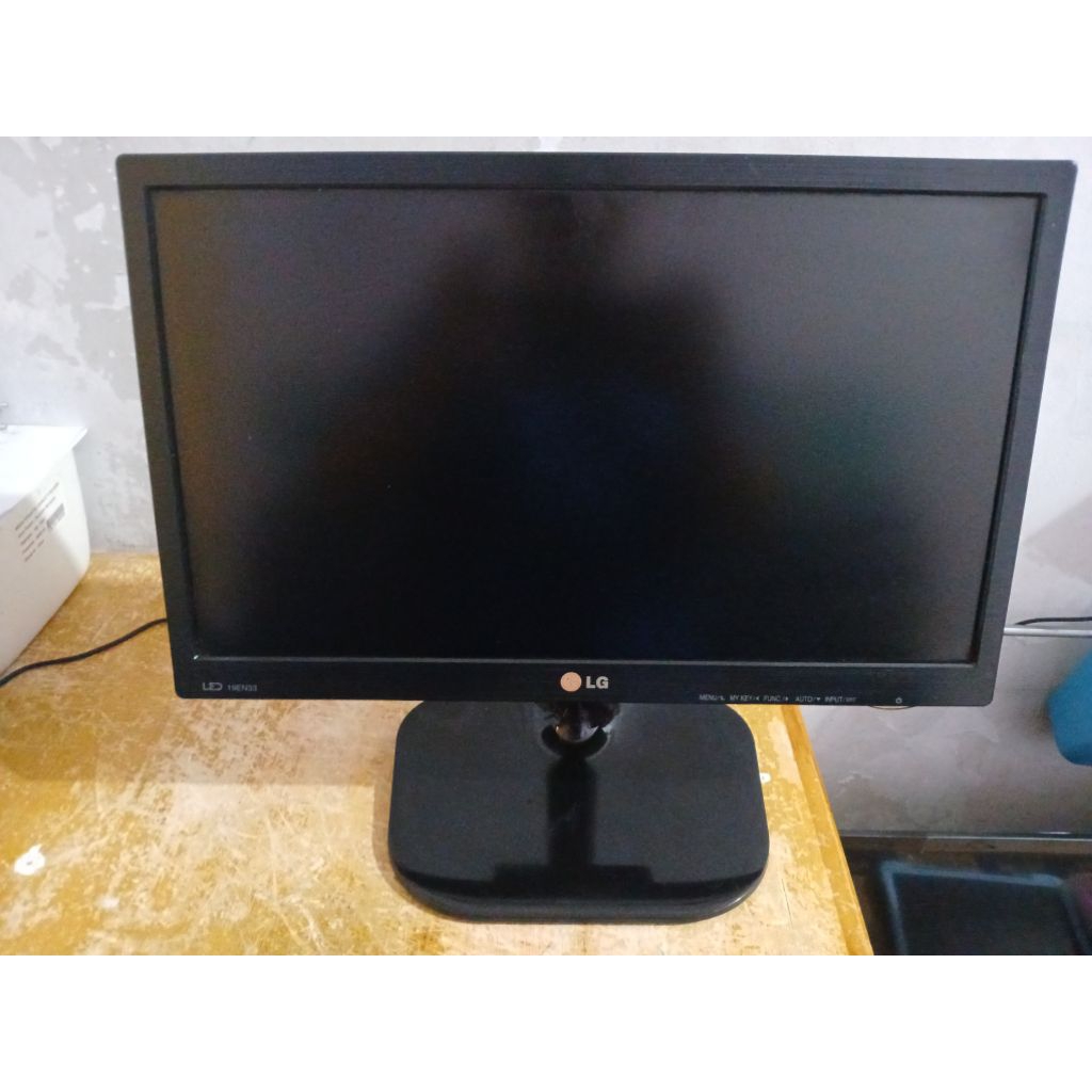 Jual Monitor LED LG 19 inch wide screen normal | Shopee Indonesia