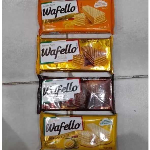 Jual Wafello biskuit wafer rasa COKLAT / BUTTER CARAMEL / COCONUT ...