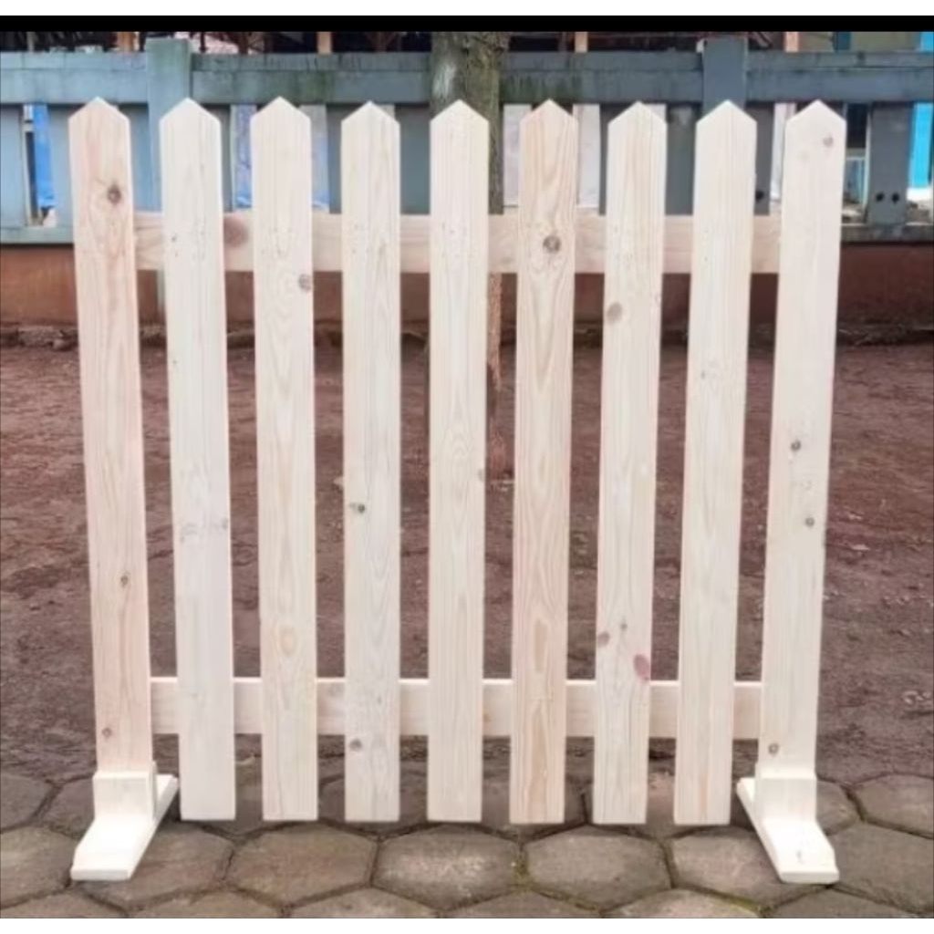 Jual Pagar Teras / taman / ruangan bahan kayu solid premium finishing ...