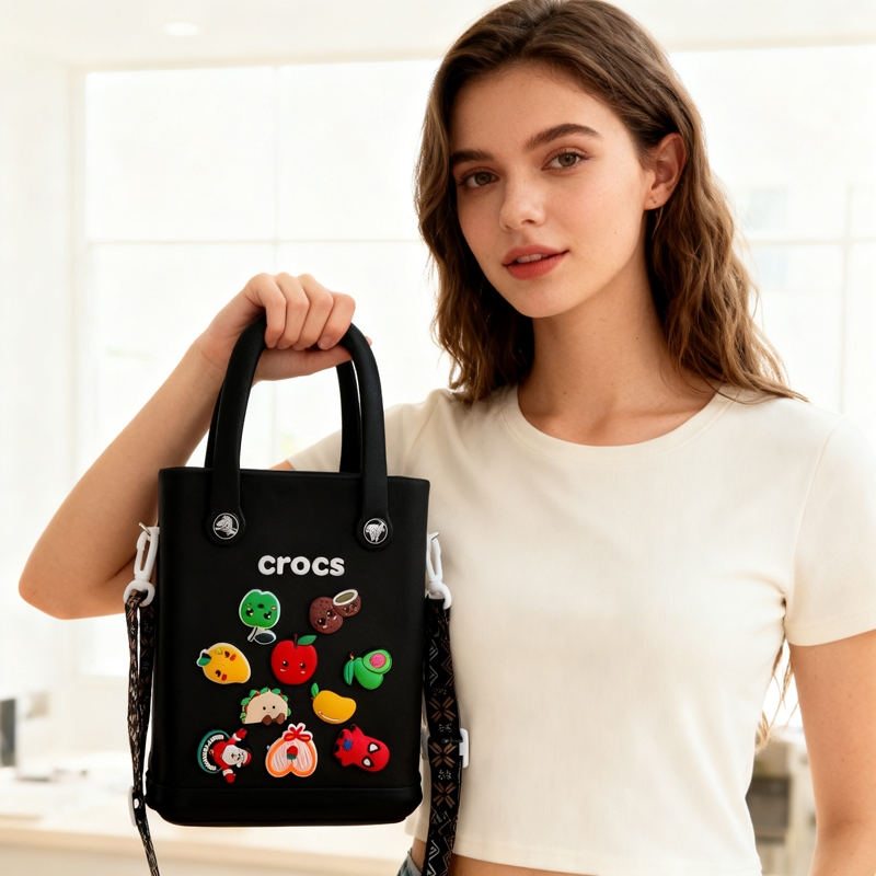 Jual Tas Wanita Crocs TOTE BAG Top-handle Bags Tas tangan klasik Kecil ...