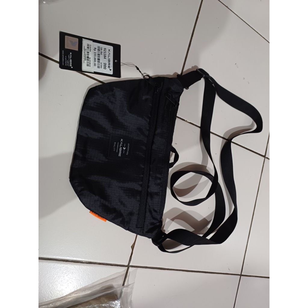 Jual tas slempang messenger kalibre 4L | Shopee Indonesia