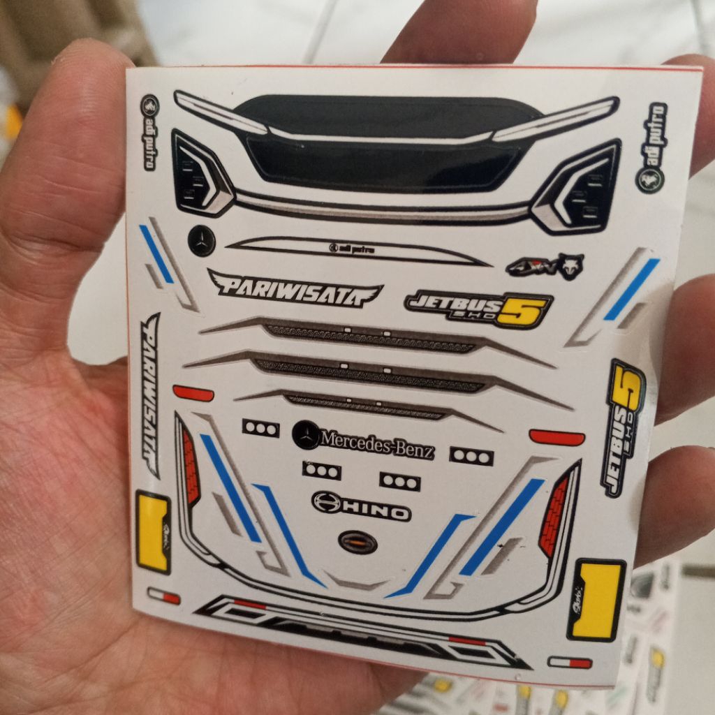 Jual stiker headlamp jb5 new untuk miniatur bus rkcnya | Shopee Indonesia