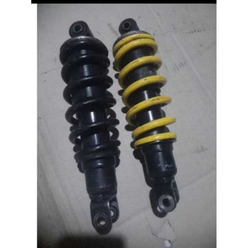 Jual sok belakang viksen old 3C1 viksen kaes barangcopotan bekas layak ...
