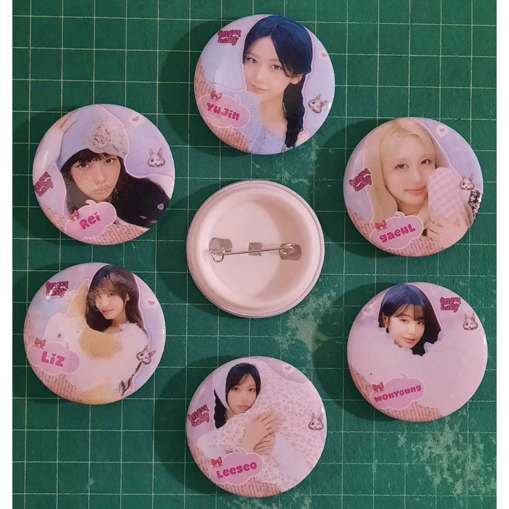 Jual Freebies PIN BROS IVE | Shopee Indonesia