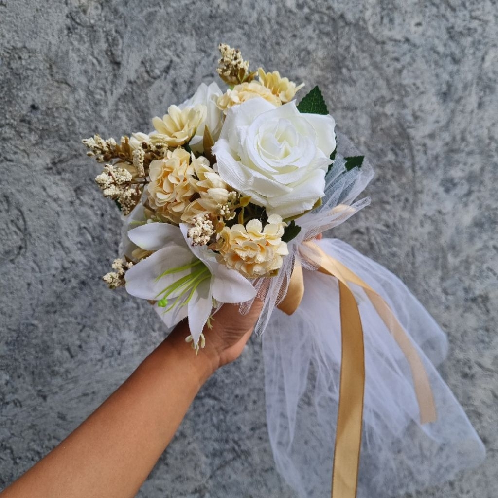 Jual HAND BUKET PERNIKAHAN HANNA | Shopee Indonesia