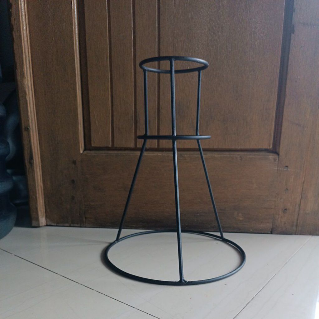 standing tower hidroponik pipa 4 inchi / standing bunga besi
