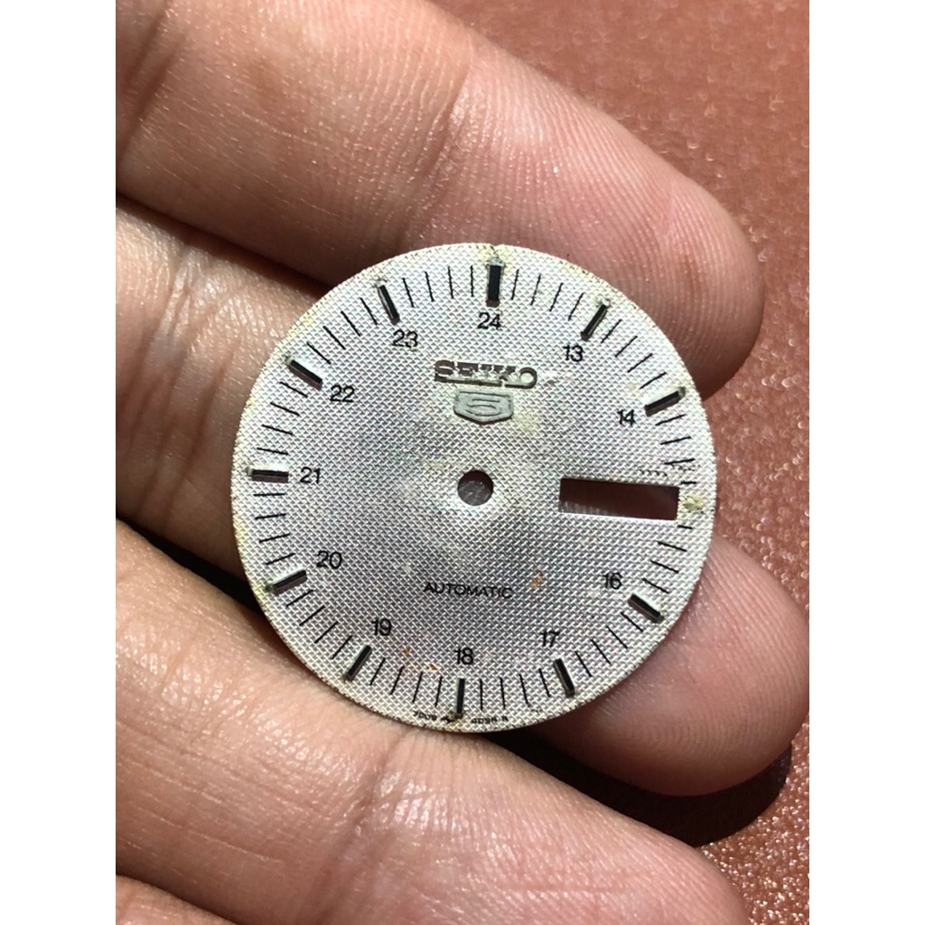 Jual dial jam tangan seiko 5 warna putih klasik kondisi baik | Shopee ...