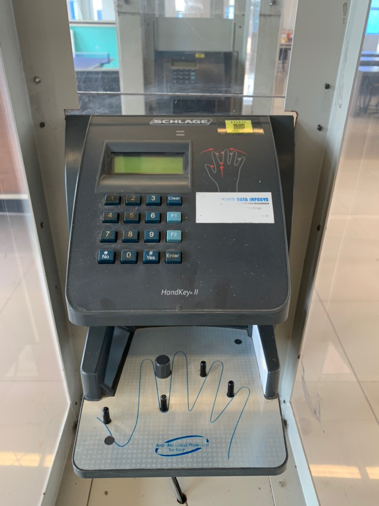 Jual Mesin Absensi Handkey Mesin Absen Tangan Schlage Biometric ...
