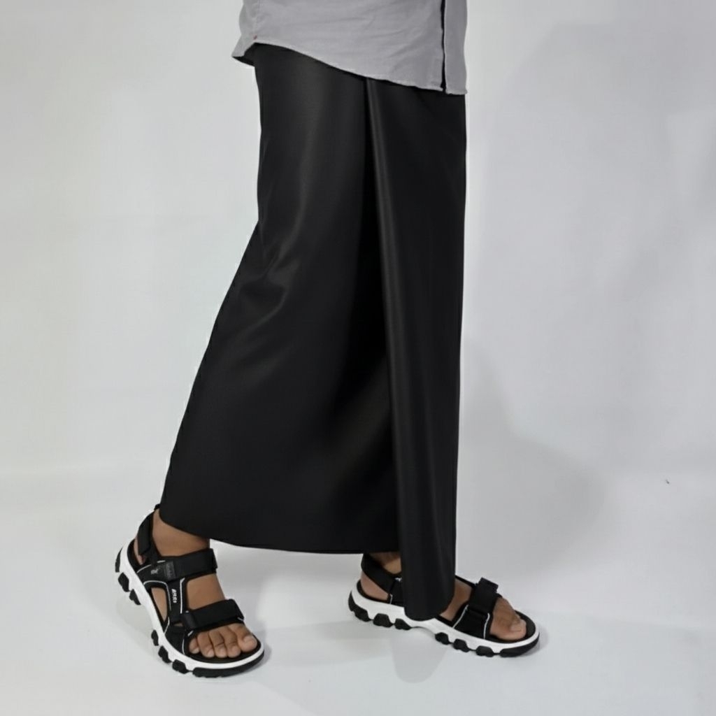 Sarung Wadimor Tenun Hitam Polos Pria Dewasa Adem Nyaman