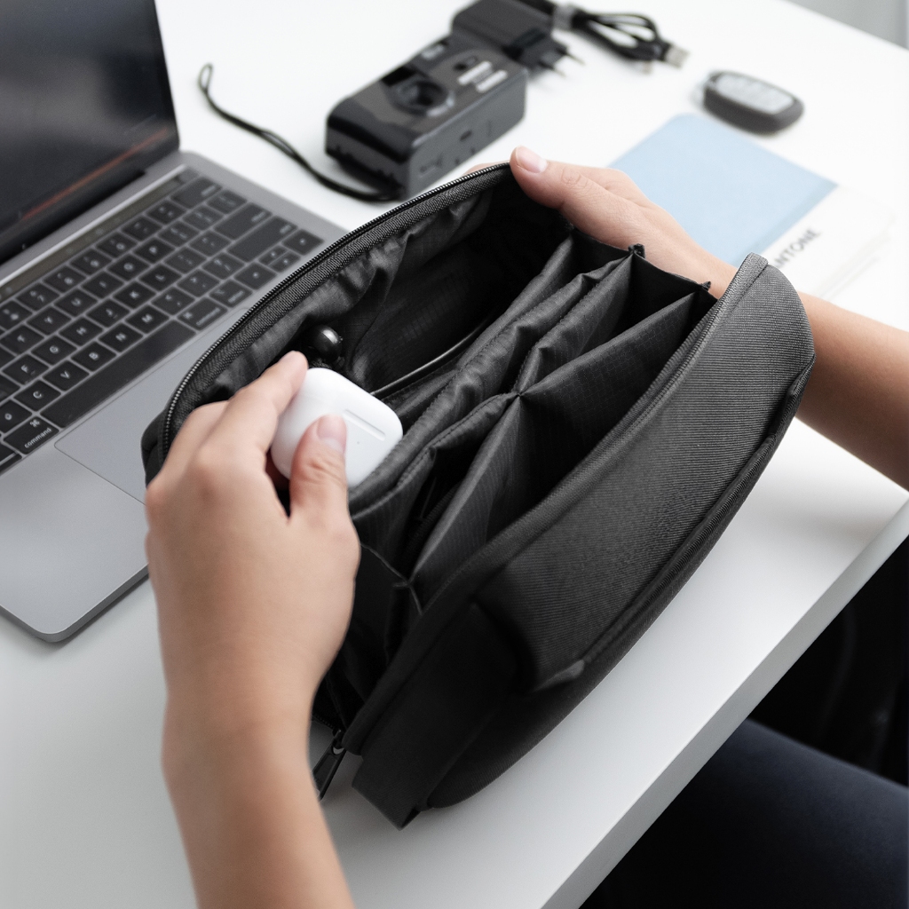 Jual Tech Pouch KEE Rover Dopp Kit | Shopee Indonesia