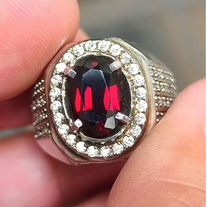 Jual cincin batu garnet pyrope Amandine 2.98 carat ring perak memo sky ...