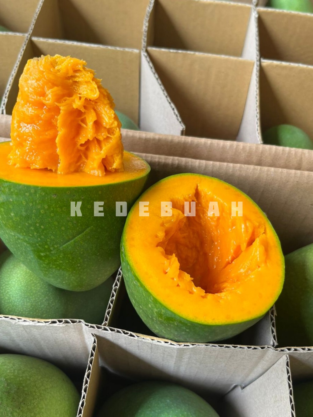 Jual Mangga Alpukat Bangil Matang Pohon Super (1 Dus 5 Kg) | Shopee ...