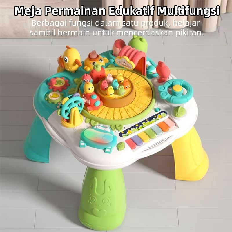 anak bermain meja musik bayi dengan aman di dalam rumah