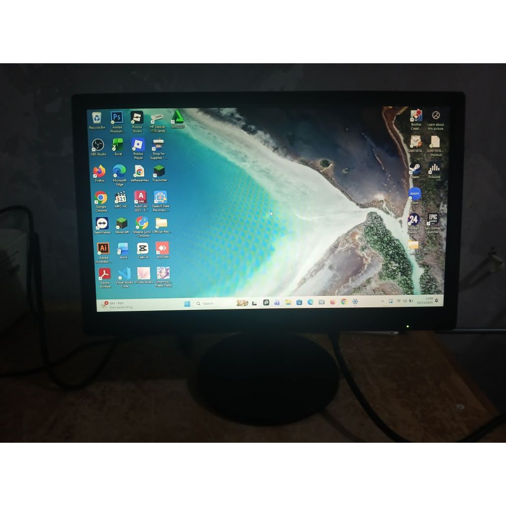 Jual Monitor LED AOC 16 inch wide screen minus sedikit | Shopee Indonesia