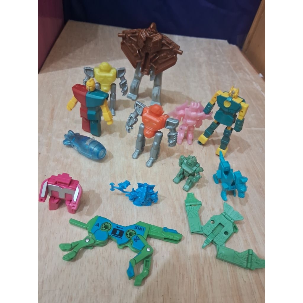 Jual Mainan Robot Mini Vintage Robot Plastik Kecil Koleksi Nostalgia ...