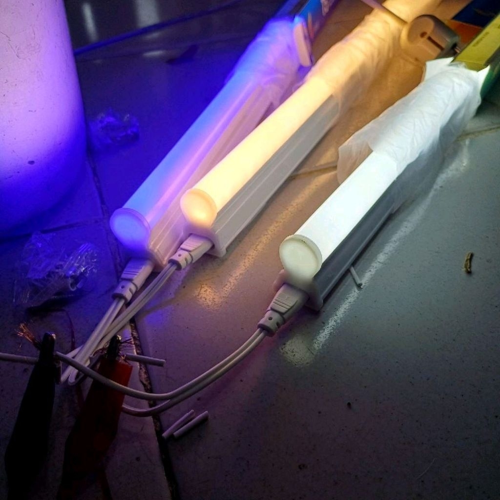 Jual T5 Led TL 30cm 60cm 90cm dan 120cm Led Tube biru , kuning , dan ...