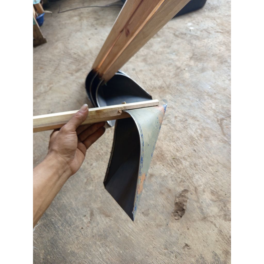 Jual Cadong Contong Gagang Kayu/ Cikrak Pasir/ Garuk Pasir/ Alat Proyek ...